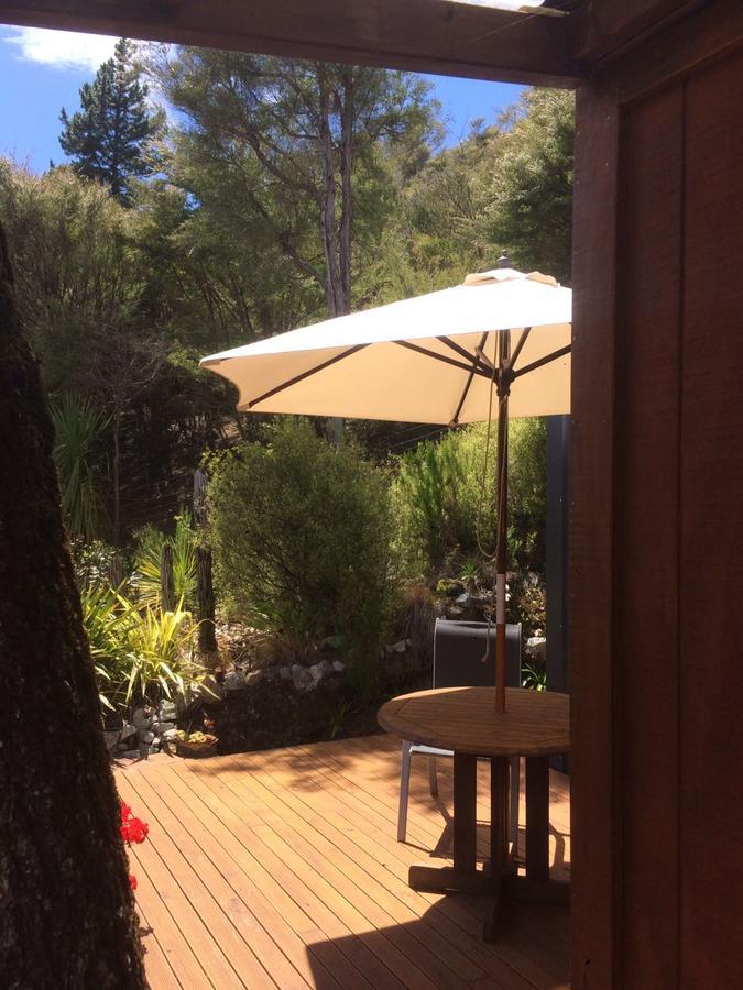 Cabbage Tree Chalet Parapara Dış mekan fotoğraf